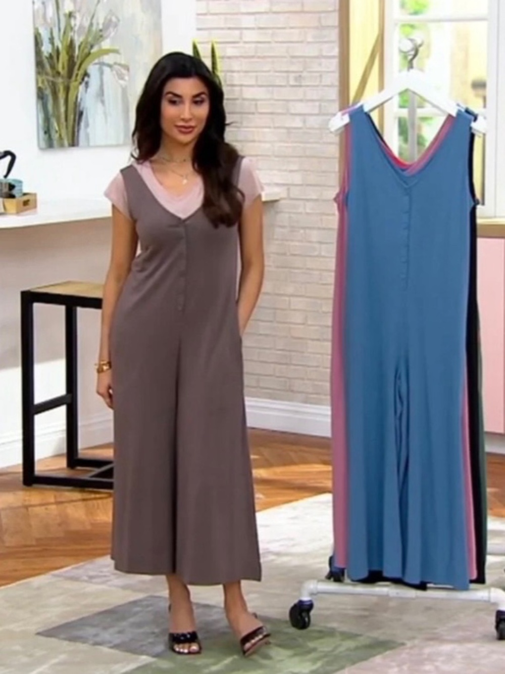 AnyBody Cozy Knit Luxe Button Down Sleeveless Jumpsuit. Size: XL in Taupe